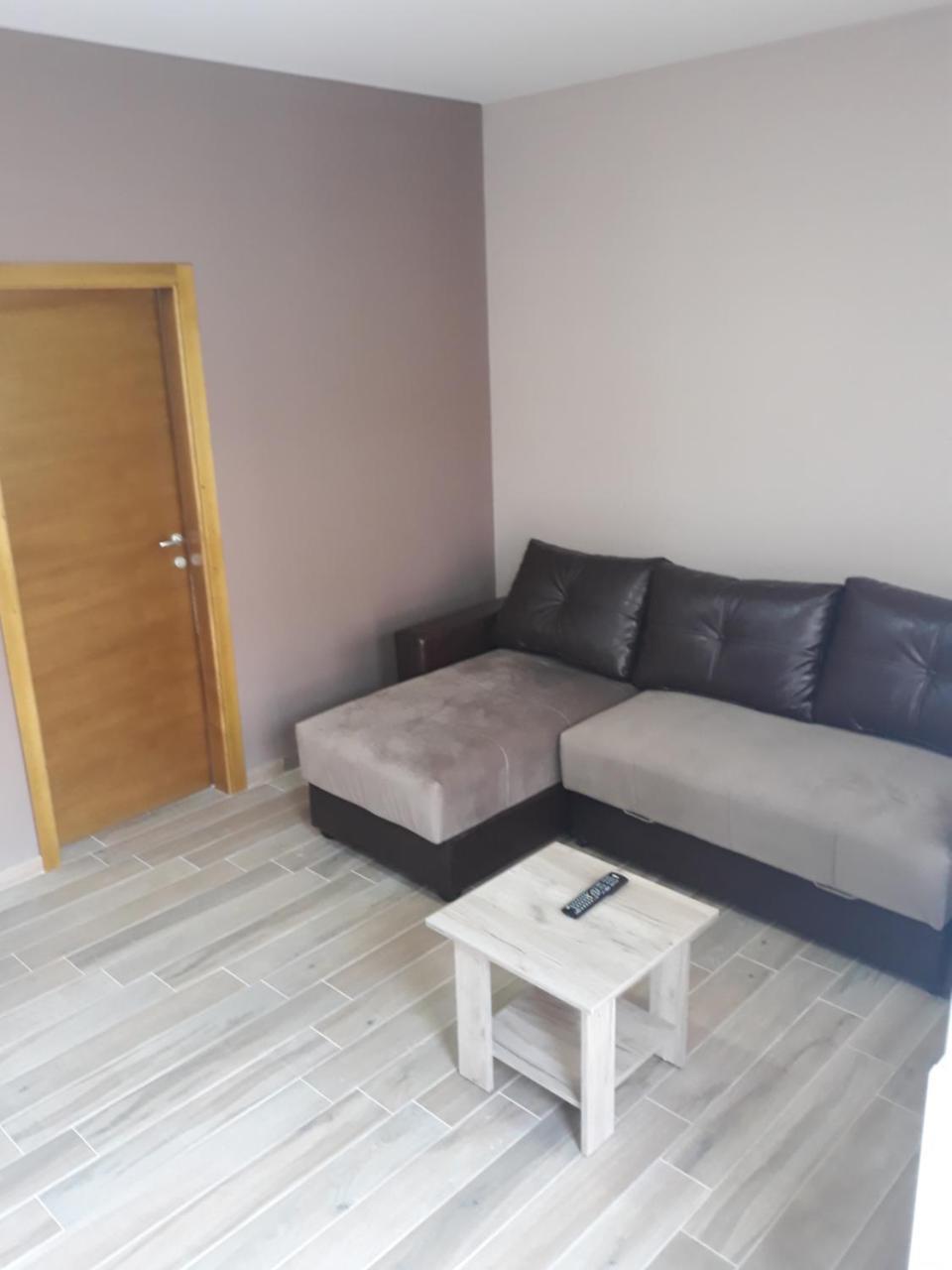 Apartmani Radulovic Vrnjačka Banja Exterior foto