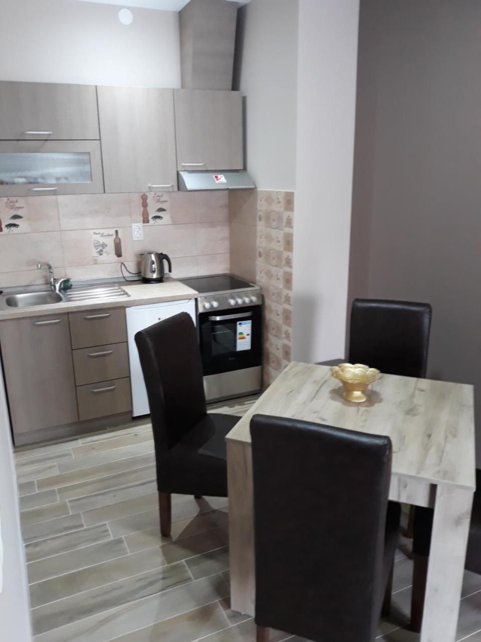 Apartmani Radulovic Vrnjačka Banja Exterior foto